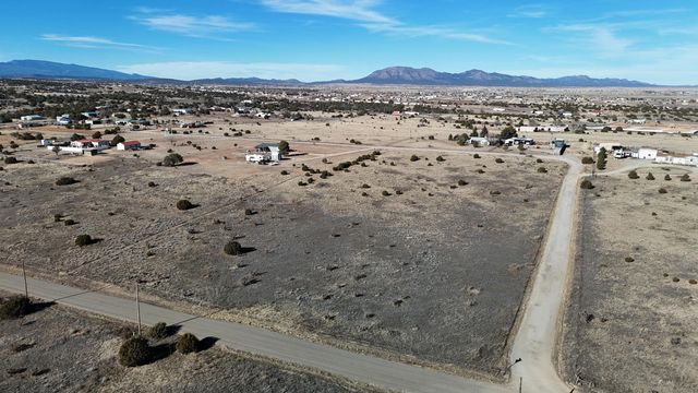 7 Kennedy Court, Edgewood, NM 87015