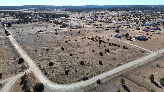 7 Kennedy Court, Edgewood, NM 87015