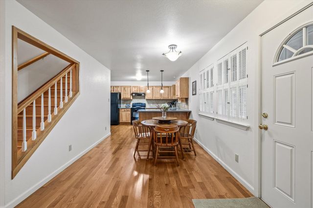 3204 Tabletop Mountain DR, Spicewood, TX 78669