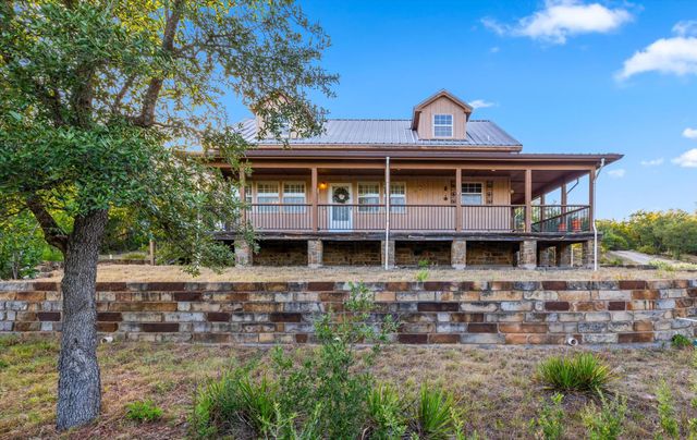 3204 Tabletop Mountain DR, Spicewood, TX 78669