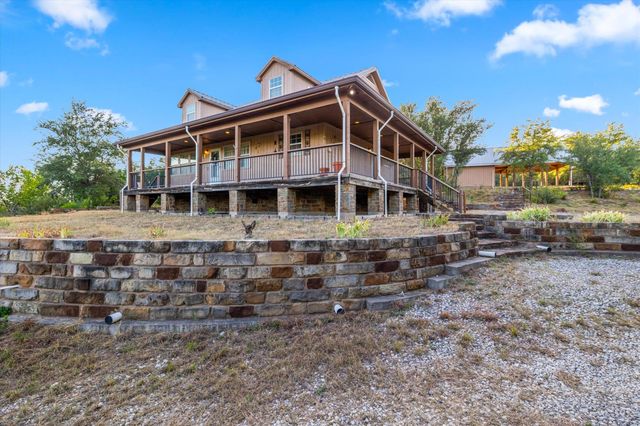 3204 Tabletop Mountain DR, Spicewood, TX 78669