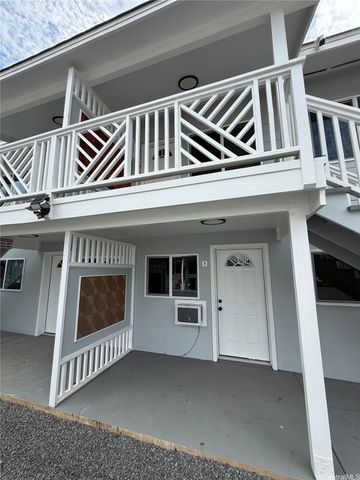 2711 Waiaka Road, Honolulu, HI 96826