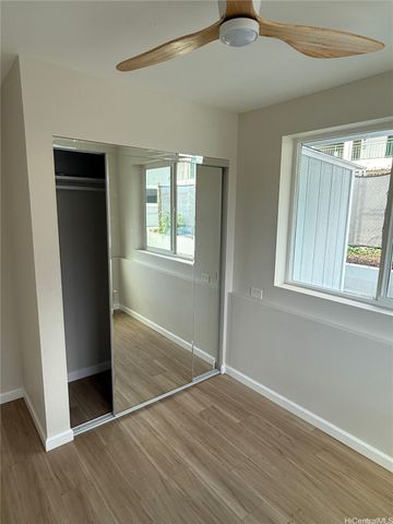 2711 Waiaka Road, Honolulu, HI 96826