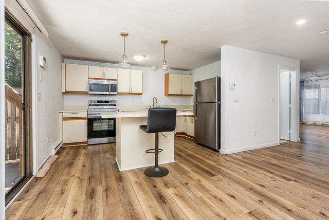 195 Falmouth Road 19B, Mashpee, MA 02649
