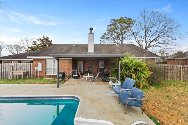 180 Stone River Loop, Wetumpka, AL 36092