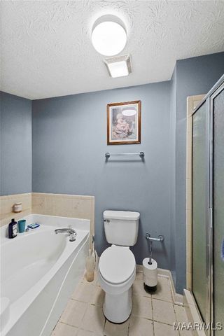 180 Stone River Loop, Wetumpka, AL 36092