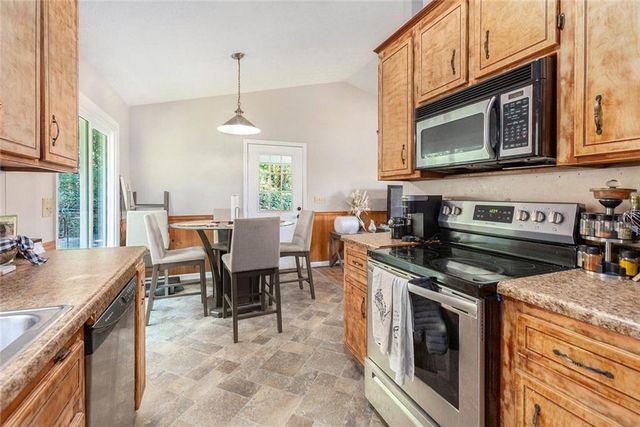 15 Sunset SW Terrace, Cartersville, GA 30120