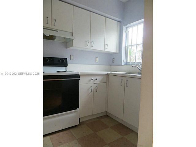 436 NW 84th Ter 436, Miami, FL 33150