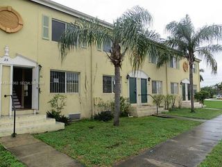 436 NW 84th Ter 436, Miami, FL 33150