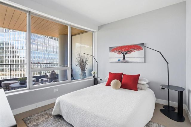 888 W E Street 1403, San Diego, CA 92101