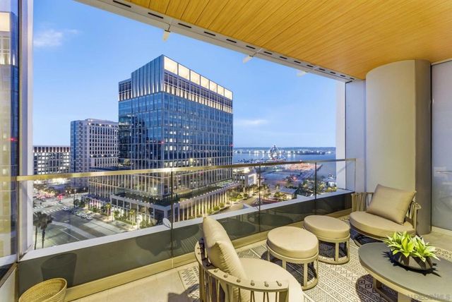 888 W E Street 1403, San Diego, CA 92101