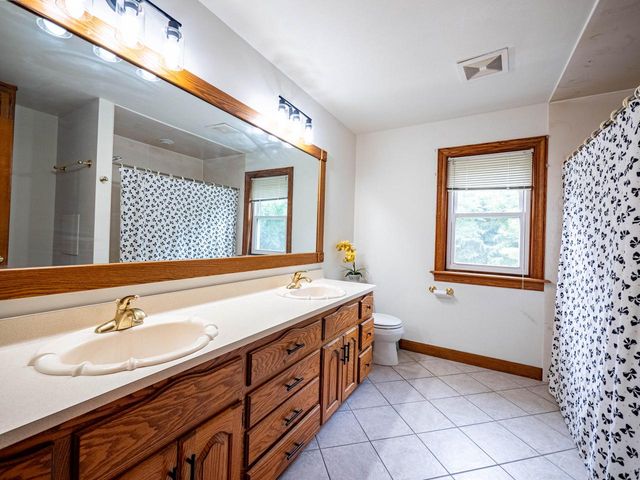 3434 George COURT, West Bend, WI 53095