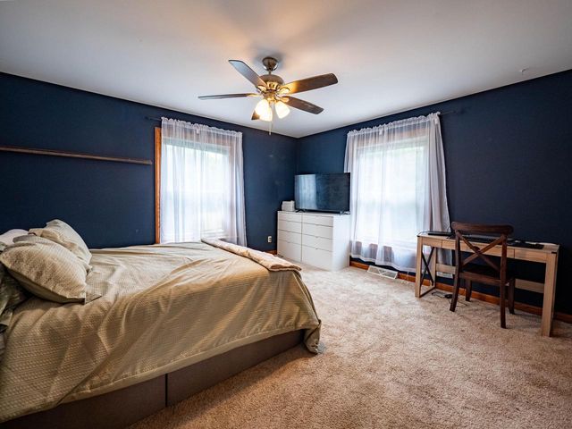 3434 George COURT, West Bend, WI 53095