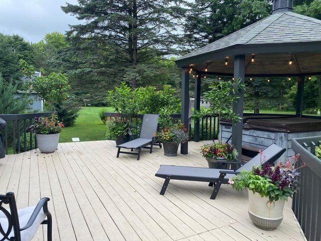 3434 George COURT, West Bend, WI 53095