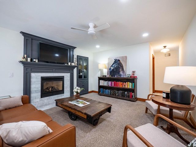 3434 George COURT, West Bend, WI 53095