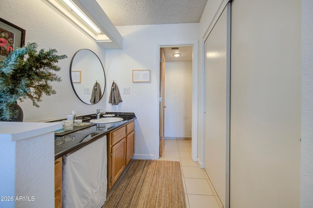 1832 N 52ND Street 205, Phoenix, AZ 85008 — photo 5
