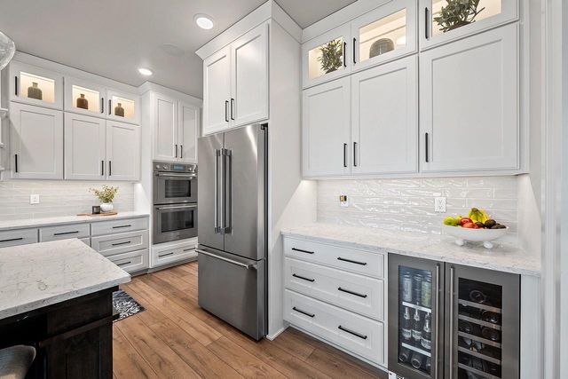 1361 CORAL REEF LANE, Howard, WI 54313