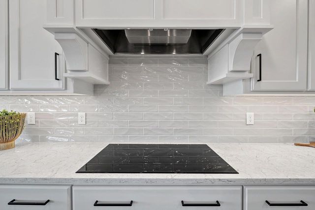 1361 CORAL REEF LANE, Howard, WI 54313