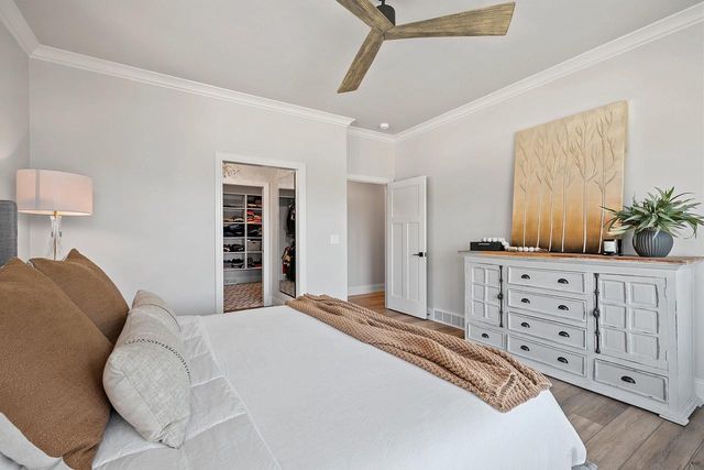 1361 CORAL REEF LANE, Howard, WI 54313