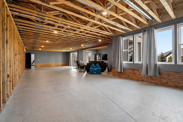 1361 CORAL REEF LANE, Howard, WI 54313