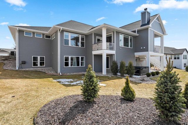 1361 CORAL REEF LANE, Howard, WI 54313