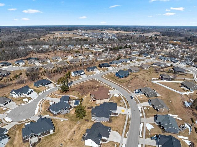 1361 CORAL REEF LANE, Howard, WI 54313