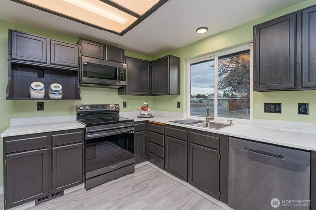 227 O Street SW, Quincy, WA 98848