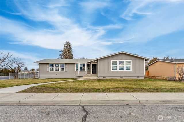 227 O Street SW, Quincy, WA 98848