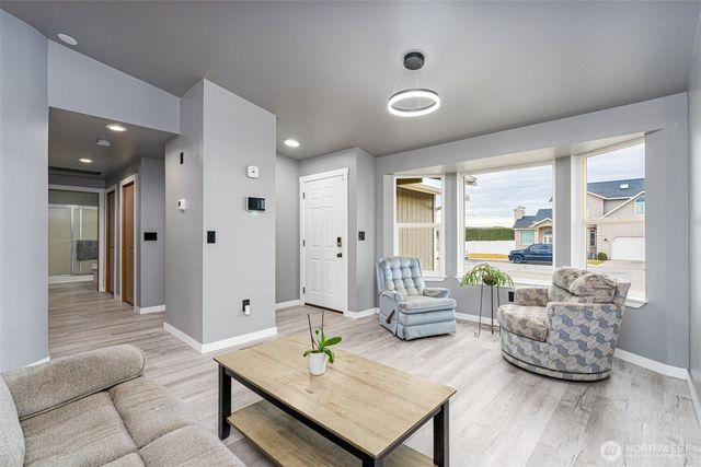 227 O Street SW, Quincy, WA 98848