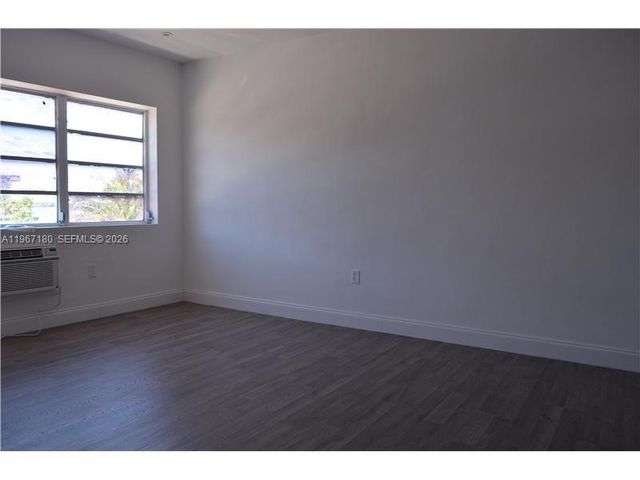 7945 East Dr 206, North Bay Village, FL 33141