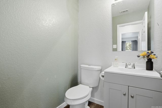 1814 Strawhouse Way, San Antonio, TX 78245