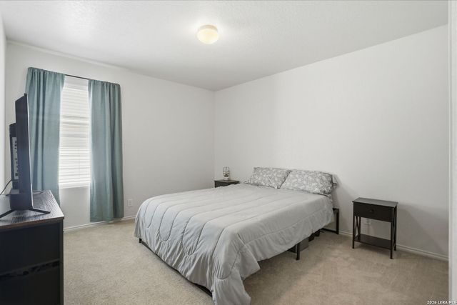 1814 Strawhouse Way, San Antonio, TX 78245