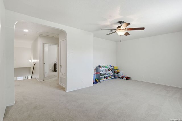 1814 Strawhouse Way, San Antonio, TX 78245