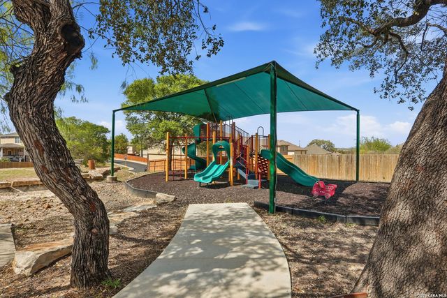 1814 Strawhouse Way, San Antonio, TX 78245