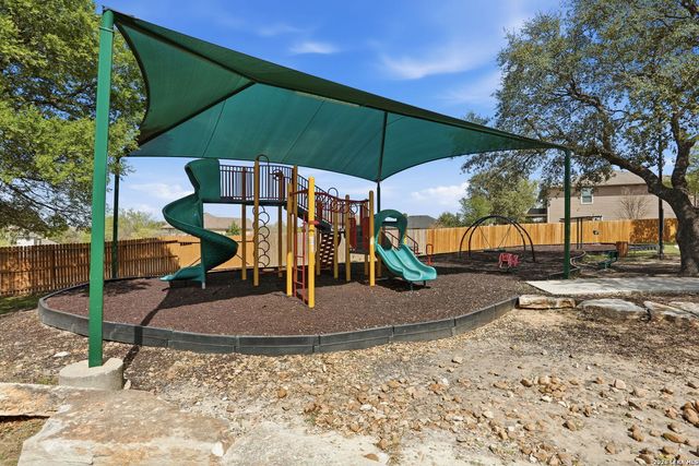 1814 Strawhouse Way, San Antonio, TX 78245