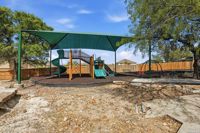 1814 Strawhouse Way, San Antonio, TX 78245