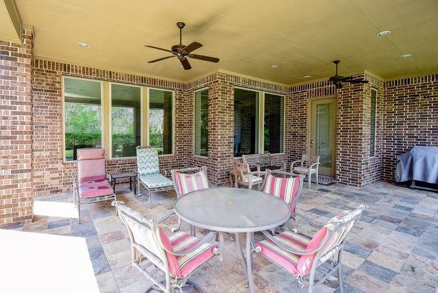 9515 Spring Rose Drive, Missouri City, TX 77459