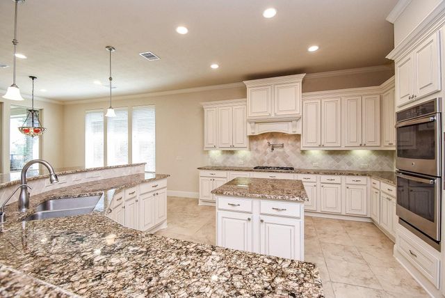 9515 Spring Rose Drive, Missouri City, TX 77459