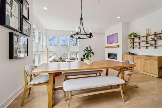 1229 Chelsea Circle NW, Atlanta, GA 30318