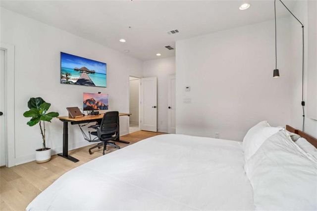 1229 Chelsea Circle NW, Atlanta, GA 30318