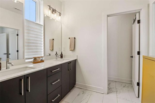 1229 Chelsea Circle NW, Atlanta, GA 30318