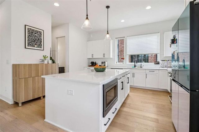 1229 Chelsea Circle NW, Atlanta, GA 30318