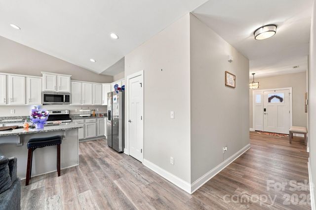232 Pinnacle Crossing 61, Shelby, NC 28152