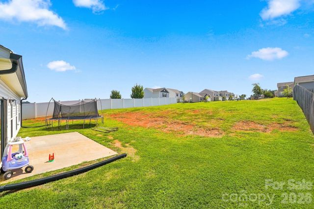 232 Pinnacle Crossing 61, Shelby, NC 28152