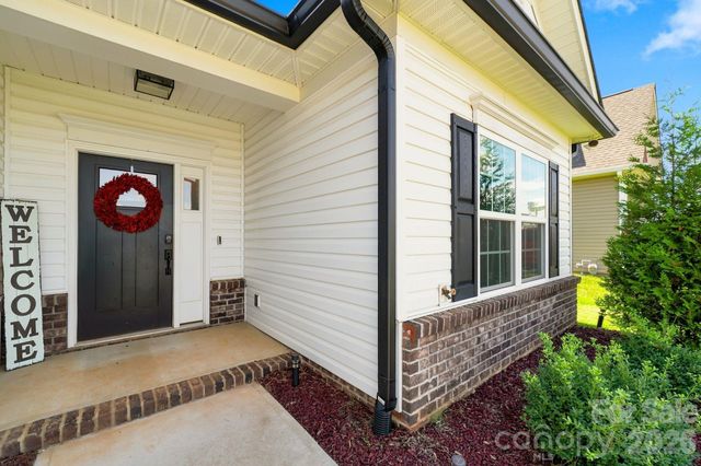 232 Pinnacle Crossing 61, Shelby, NC 28152