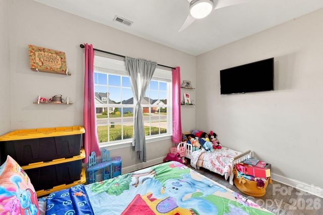 232 Pinnacle Crossing 61, Shelby, NC 28152
