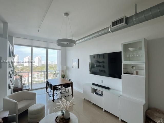 3029 NE 188th St 822, Aventura, FL 33180