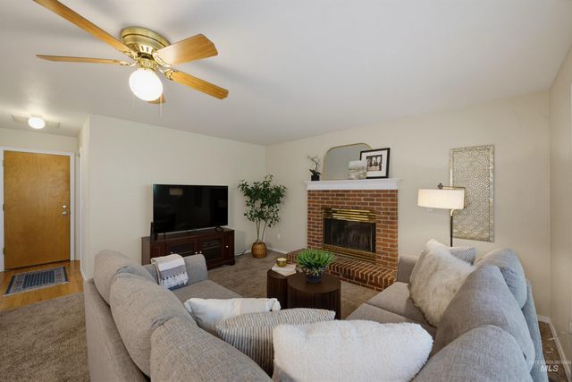 2455 E Gloucester Street, Boise, ID 83706
