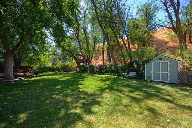 2455 E Gloucester Street, Boise, ID 83706