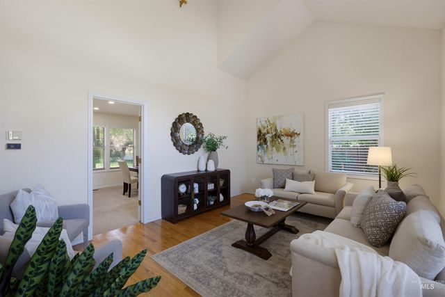 2455 E Gloucester Street, Boise, ID 83706